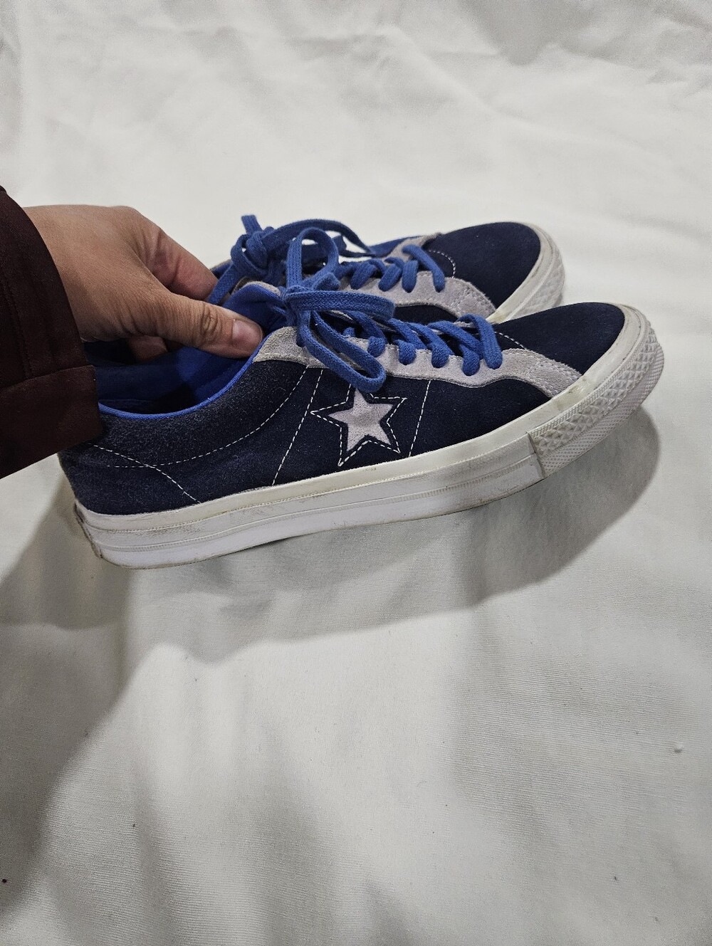 Man Blue Converse-style Low Top Sneakers Sz 7.5